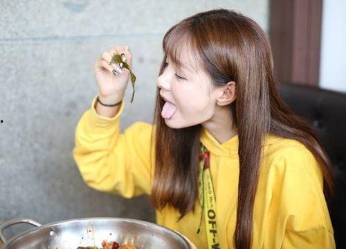 五芳姐吃瓜小号,揭秘娱乐圈幕后故事